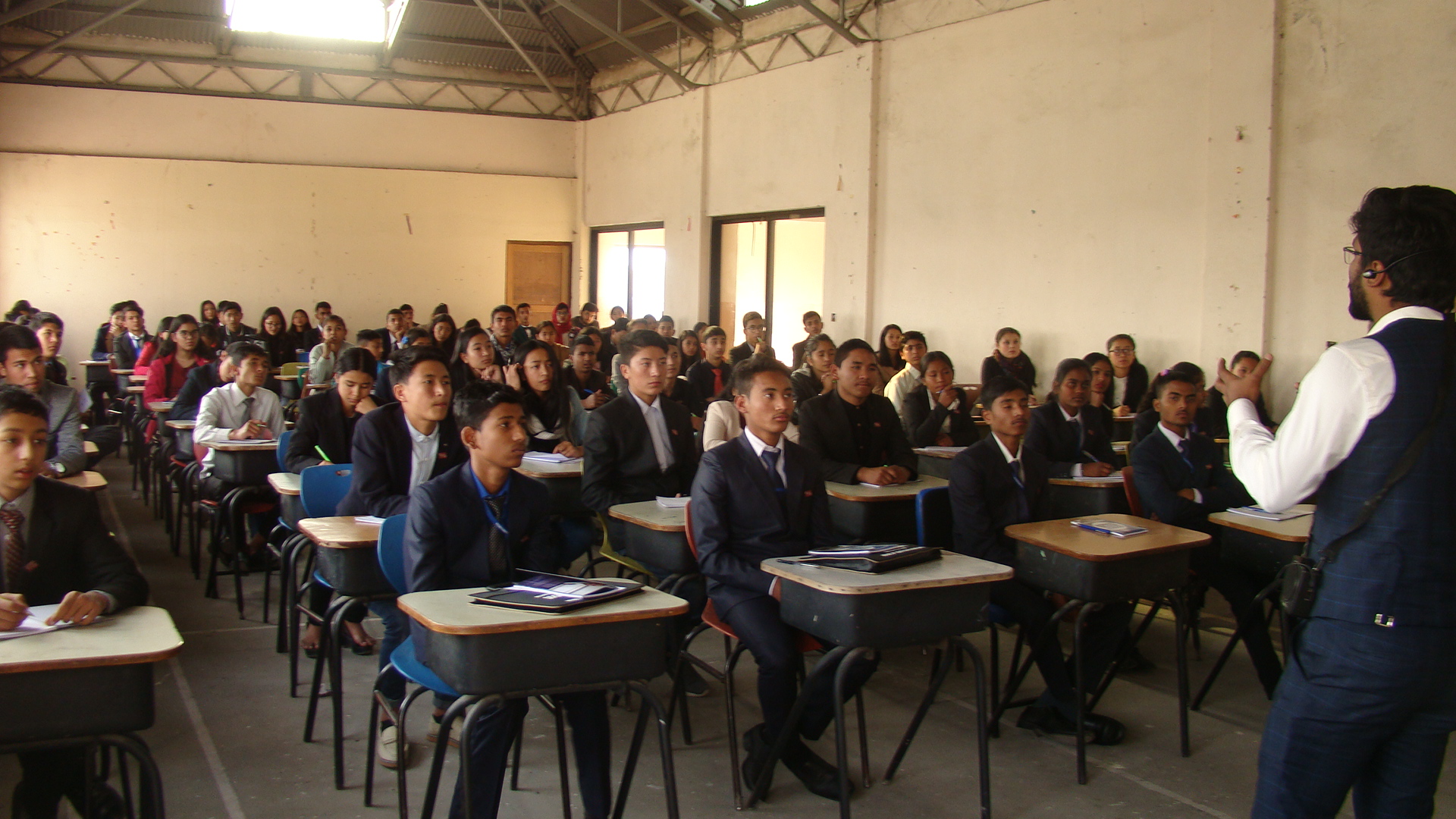 संयुक्त राष्ट्रसंघ महासभाको मोडल काठमाडौंमा सुरु विदेशीसमेत ४०० युवा विद्यार्थी सहभागी