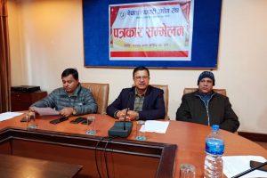 देशभरका ह्याचरीले १० दिन चल्ला उत्पादन नगर्ने, ३३ करोडको नोक्सानी