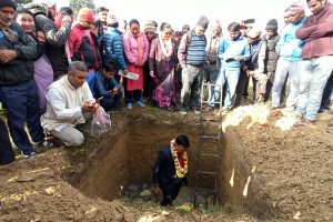 आफ्नै पक्कि भवन बनाउदै रत्ननगर ८ नं.वडा, सबै वडा कार्यालयलाई कागज मुक्त गर्ने नगरपालिकको तयारी