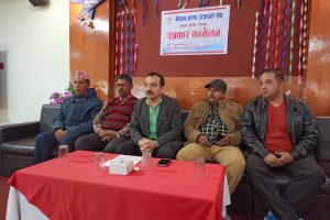 ध्वस्त हुदै पोल्ट्री साम्राज्य, बिचौलियाले कुखरा पालक किसान मारेः अध्यक्ष के.सी.