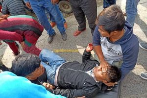 पूर्वी चितवनमा फेरि अटो दुर्घटना, दुई घाइते (फोटोसहित)