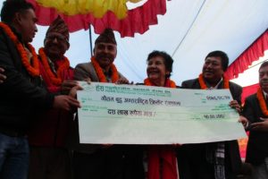 हंसको वार्षिकोत्सवमा रंगशालालाई दस लाख रूपैयाँ सहयोग