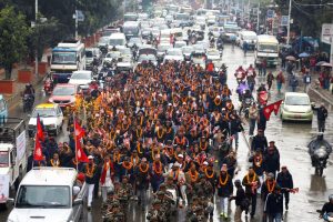 सागमा पदक विजेता खेलाडीलाई नगर परिक्रमा