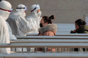 कोरोना भाइरसको विश्वभरि त्रास, चीनमा कम्तीमा ८० जनाको मृत्यु