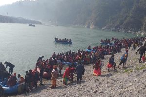 कमला नदीको त्रिवेणीधाममा पन्ध्र दिने त्रिवेणी मेला सुरु