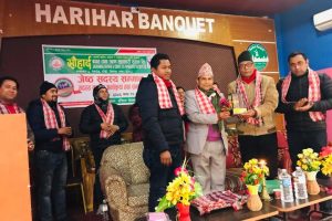 सौहार्द बचतको ११औँ वार्षिकोत्सवमा ज्येष्ठ शेयर सदस्यहरुलाई सम्मान