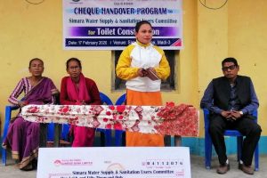 माडीमा शौचालय निर्माणका लागि रोटरी क्लबको सहयोग