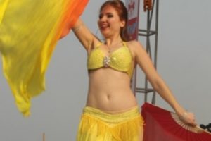 गैँडाकोट महोत्सवमा रसियन डान्सरको प्रस्तुतिले लोभिए दर्शक