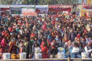 गैँडाकोट महोत्सवमा दर्शकको भीड उस्तै