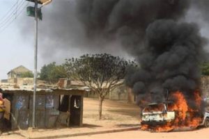 उत्तरी नाइजेरियामा लुटेरा समूहको आक्रमणमा कम्तीमा ५० व्यक्तिको मृत्यु