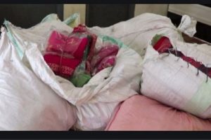 महेशपुर भन्सारद्वारा नौ लाखको कपडा बरामद