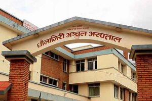 कोरोनाको भयले सामान्य रुघाखोकी लाग्नेहरुको अस्पतालमा भीड