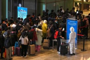 चीनको उहानमा मानिसको मानिसको निर्वाध आवागमन सुरु, सबैजसो प्रतिबन्धहरु खुला