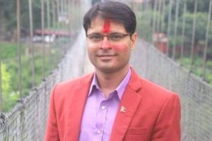लकडाउनको समयमा युवा व्यवसायी ओझाको उदाहरणीय काम