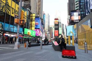 न्यूयोर्कमा निषेधाज्ञा हट्यो, जनजीवन सहज हुँदै