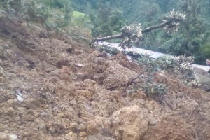 बस्ती जोखिममा परेपछि ४० परिवारले घर छाडे