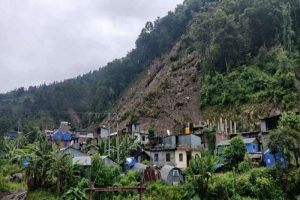 बाढीपहिराको जोखिमले रातभर जाग्राम
