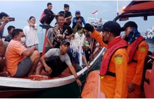 इन्डोनेशियामा हराएको विमानकाे दुर्घटनास्थल भेटियाे