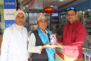सगरमाथा माेबाईलमा २ हजारको मोबाइल किन्दा १५ हजारको मोबाईल उपहार