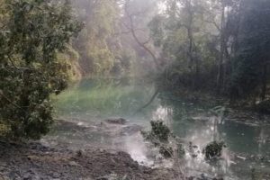 माडीमा एक महिनादेखि सुख्खा पहिरोले खोला थुनिएर बनेको ताल खोलियो