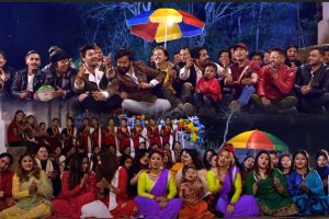 निर्देशक प्रकाश भट्टले बनाएको ‘फूलमाया’ गीतमा किन यति धेरै कलाकार ?