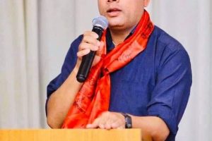 चितवनका पत्रकार सापकोटालाई जापानमा धम्की, विवाद मिलाउन पत्रकार न्यौपानेलाई जिम्मा