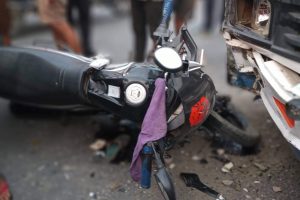 पूर्वी चितवनकाे भानुचाेकमा सवारी दुर्घटना हुँदा श्रेष्ठ दम्पतीकाे मृत्यु