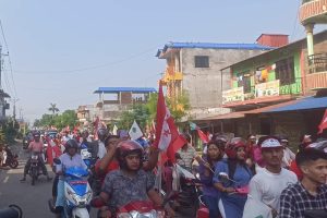 रत्ननगर–१२ मा बृहत माेटर र्‍यालीसहित कोणसभा