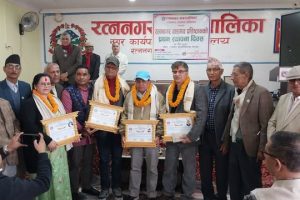 रत्ननगर वाङ्मय प्रतिष्ठानको स्थापना दिवस : दुई जना कवि तथा लेखक पुरस्कृत